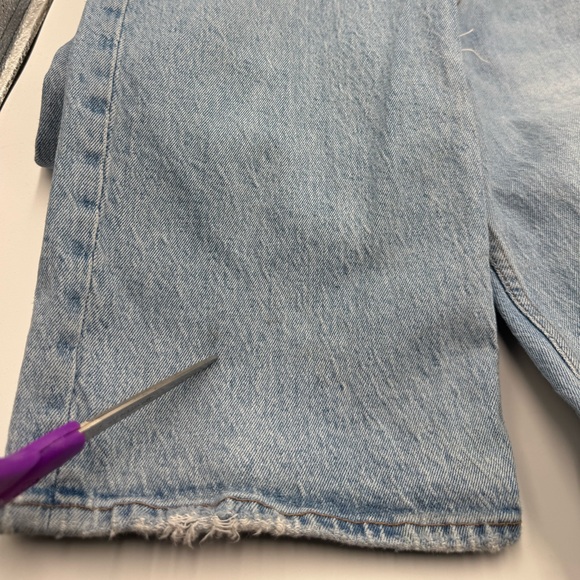 Abercrombie & Fitch Curve Love The 90s Relaxed High Rise Jean - Picture 8 of 8